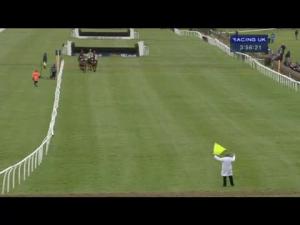 Video preview image for Market Rasen 15:55 - 32Red Novices' Chase