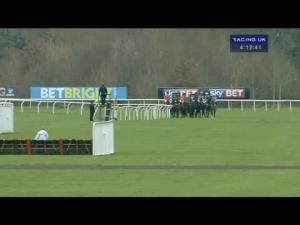 Video preview image for Kempton Park 16:10 - Watch Racing UK On 3 Devices Handicap Hurdle