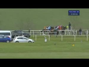 Video preview image for Wincanton 15:20 - Betfair Switching Saddles Hunters' Chase (For The Dick Woodhouse Trophy)