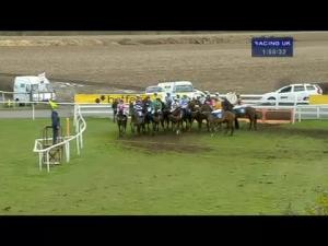 Video preview image for Ludlow 13:55 - Three Counties Equine Hospital Novices' Hurdle