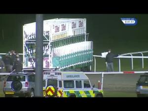 Video preview image for Kempton Park 20:40 - 32Red On The App Store Handicap