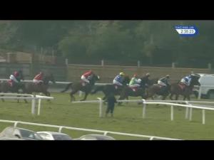 Video preview image for Sandown Park 14:35 - Kings Mistral Handicap Chase