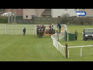 Video preview image for Kelso 13:50 - Terry Frame Joiners Novices' Hurdle