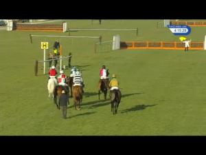 Video preview image for Warwick 16:15 - Colin E Mander Bricklayers 75th Birthday Conditional Jockeys' Handicap Hurdle