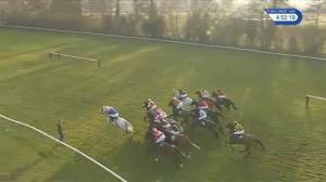 Video preview image for Warwick 16:50 - Children's Air Ambulance Air Wedding Open Hunters' Chase (For The Air Wedding Challenge Trophy)