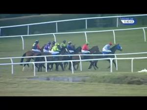 Video preview image for Market Rasen 17:40 - 32Red On The App Store Conditional Jockeys' Handicap Hurdle