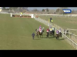 Video preview image for Carlisle 15:20 - Apollobet Bet Through Your Mobile Novices' Hurdle