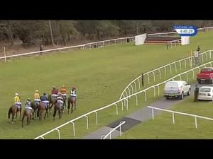 Video preview image for Exeter 16:45 - Racing UK In Glorious HD Novices' Handicap Hurdle