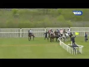 Video preview image for Wetherby 16:25 - Racing UK In Glorious HD Handicap Hurdle