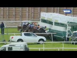 Video preview image for Catterick Bridge 15:30 - Easter Family Day Handicap