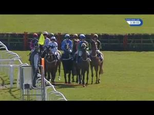 Video preview image for Exeter 15:35 - Apollobet Casino Free 10 Handicap Hurdle (Div 1)