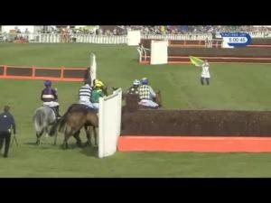 Video preview image for Perth 17:00 - Bill and Bunny Cadogan Memorial Chase (Novices' Limited Handicap)