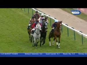 Video preview image for Warwick 17:15 - Close Brothers Crudwell Cup Hunters' Chase (For The Crudwell Challenge Cup)