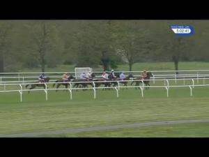 Video preview image for Kempton Park 17:00 - Watch Racing UK Today Handicap Hurdle (Div 2)