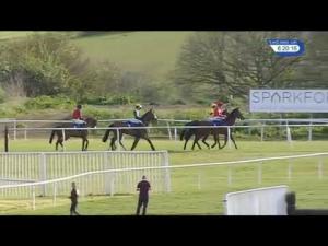 Video preview image for Wincanton 18:20 - Apollobet Best Odds Guaranteed Novices' Hurdle