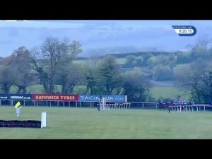 Video preview image for Wincanton 20:20 - Fry's Electrical Ltd Conditional Jockeys' Handicap Hurdle