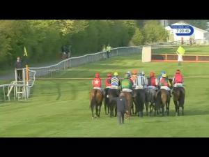 Video preview image for Perth 19:20 - Isle Of Skye Blended Whisky Novices' Handicap Hurdle