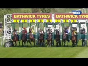 Video preview image for Salisbury 16:05 - George Smith Horseboxes Claiming Stakes