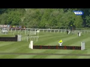 Video preview image for Kempton Park 14:30 - Apollobet Fa Cup Refund Offer Mares' Maiden Hurdle