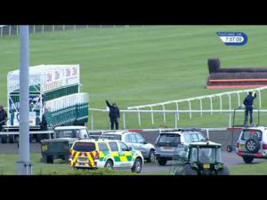 Video preview image for Kempton Park 19:55 - 32red.com Handicap (London Mile Series Qualifier)