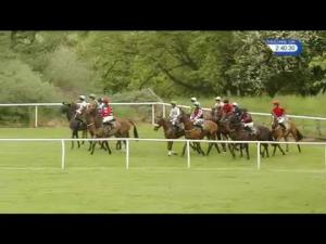 Video preview image for Bangor-On-Dee 14:40 - Derek Burridge Golf and Racing Novices' Handicap Chase