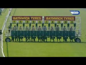 Video preview image for Salisbury 16:45 - Roa/Racing Post Owners Jackpot Handicap