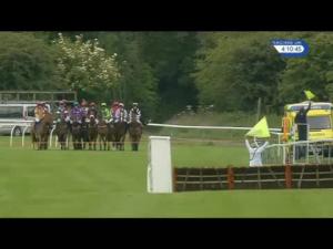 Video preview image for Perth 16:10 - Isle Of Skye Blended Whisky Handicap Hurdle