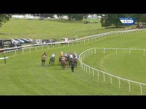Video preview image for Perth 16:10 - Mackie's Cream Of The Crop Handicap Chase