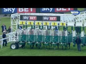 Video preview image for Sandown Park 20:40 - Ror New Careers For Former Racehorses Handicap
