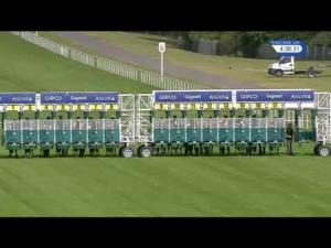 Video preview image for Ascot 16:35 - Sis Live Handicap
