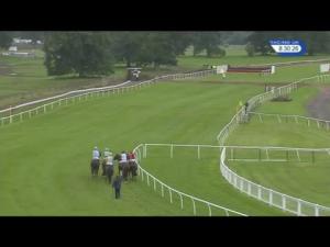 Video preview image for Perth 20:30 - perthlodge.co.uk Handicap Chase