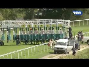 Video preview image for Pontefract 14:10 - Motorpoint Castleford Handicap (Gentleman Amateur Riders)