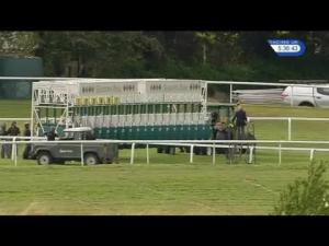 Video preview image for Sandown Park 17:35 - Slug and Lettuce 2-4-1 Cocktails Gentleman Amateur Riders' Handicap