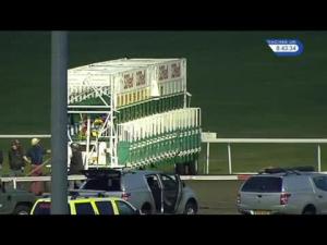 Video preview image for Kempton Park 20:40 - 32Red On The App Store Handicap (London Mile Series Qualifier)