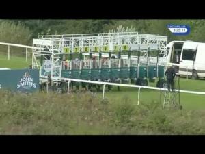 Video preview image for Hamilton Park 15:25 - Drinks Express Handicap