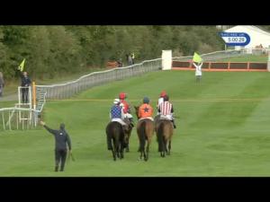 Video preview image for Perth 17:00 - Isle Of Skye Season Awards Novices' Hurdle