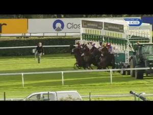 Video preview image for Haydock Park 17:40 - Haydock Park Apprentice Handicap