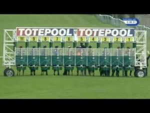 Video preview image for Redcar 17:35 - Watch Racing UK Anywhere Handicap (Div 1)