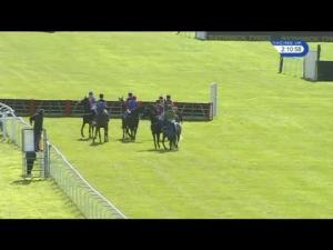 Video preview image for Exeter 14:10 - Roa/Racing Post Owners' Jackpot Amateur Riders' Handicap Hurdle