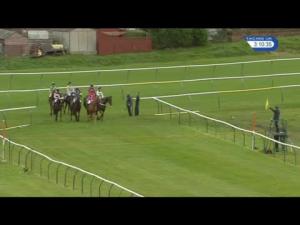 Video preview image for Ayr 15:10 - Menabrea Handicap Chase
