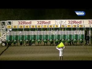 Video preview image for Kempton Park 19:40 - 32Red On The App Store Handicap