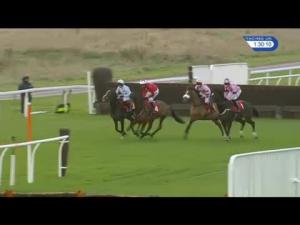 Video preview image for Kempton Park 13:30 - BetVictor Chase (Novices' Limited Handicap)
