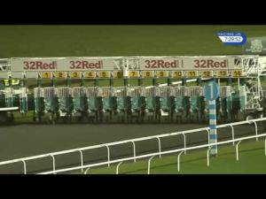 Video preview image for Kempton Park 19:25 - 32Red London Middle Distance Final Handicap