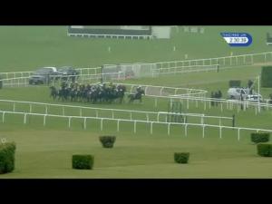 Video preview image for Cheltenham 14:25 - BetVictor Gold Cup Handicap Chase (Grade 3)