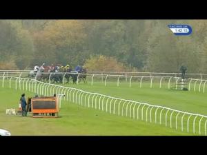 Video preview image for Huntingdon 13:40 - Cambridge Magazine Ladies Riders' Handicap Hurdle (Qualifier)