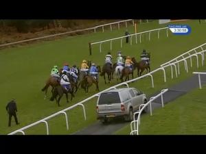 Video preview image for Exeter 15:30 - Bathwick Tyres Taunton Handicap Hurdle