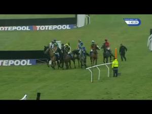 Video preview image for Ludlow 13:40 - Heath Farm Meats, Bagginswood Novices' Handicap Chase