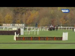 Video preview image for Kempton Park 14:35 - Seven Barrows Supports 'Captain Starlight' Network Handicap Chase