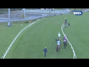 Video preview image for Kempton Park 15:40 - Starlight Children's Foundation Conditional Jockeys' Handicap Hurdle