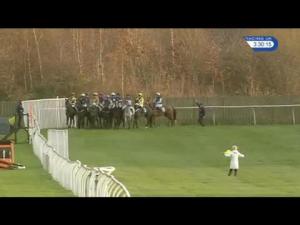 Video preview image for Catterick Bridge 15:30 - Racing Again 13th December Intermediate Open NH Flat Race